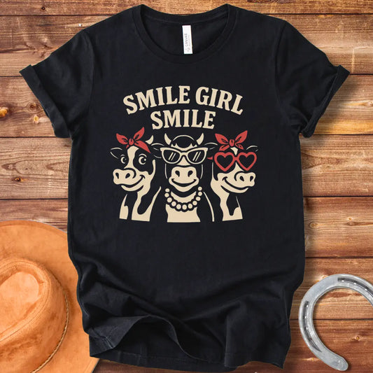 Vintage t-shirt featuring three smiling cows wearing sunglasses, a bow, and a necklace.